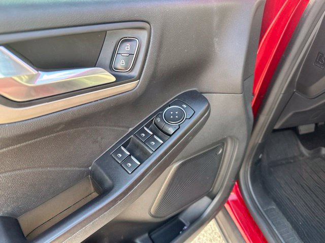 Used 2021 Ford Escape SE w/ SE Sport Appearance Package FWD image 25