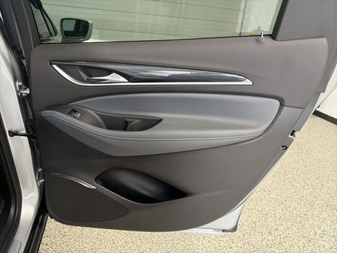 Used 2020 Buick Enclave Essence w/ Sport Touring Edition image 21