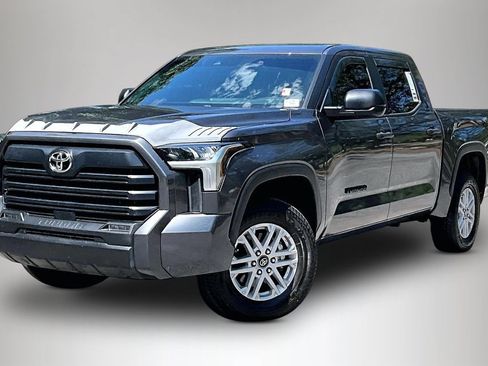 Used 2025 Toyota Tundra SR5 AWD/4WD image 1