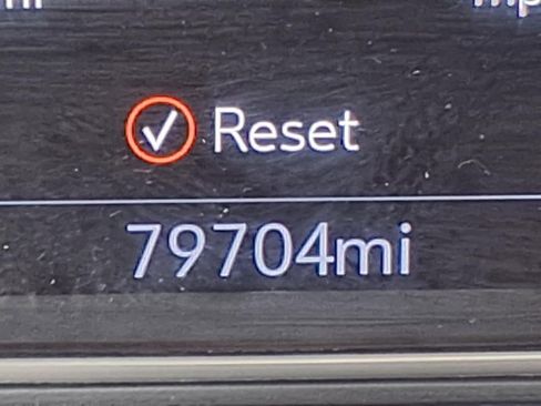 Used 2021 GMC Yukon AT4 w/ AT4 Premium Plus Package image 30