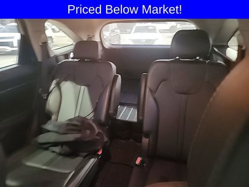 Used 2022 Kia Sorento EX image 3