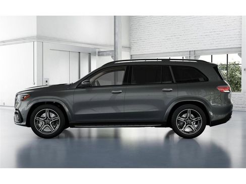 New 2026 Mercedes-Benz GLS 450 4MATIC image 34