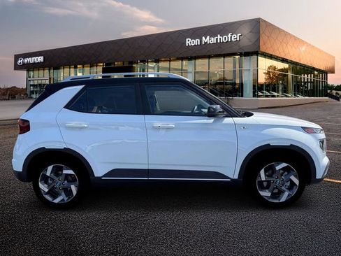 New 2026 Hyundai Venue SEL image 9