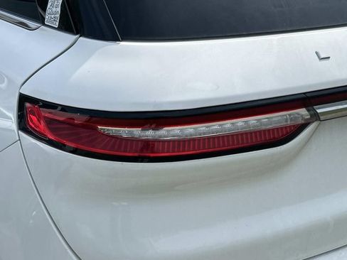 Used 2021 Lincoln Corsair FWD image 7
