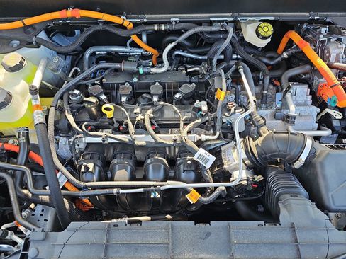 Used 2024 Ford Maverick XL FWD image 31