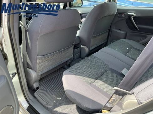 Used 2003 Toyota RAV4 4WD w/ Quick-Order Pkg image 6
