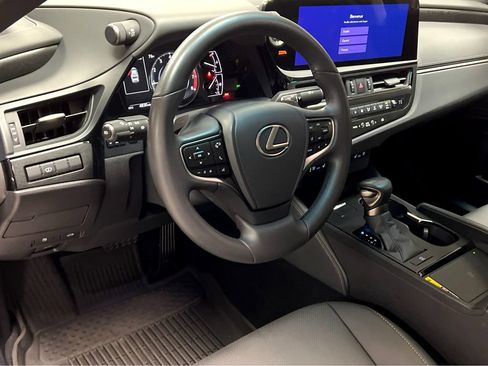 Certified 2025 Lexus ES 350 w/ Premium Package FWD image 39