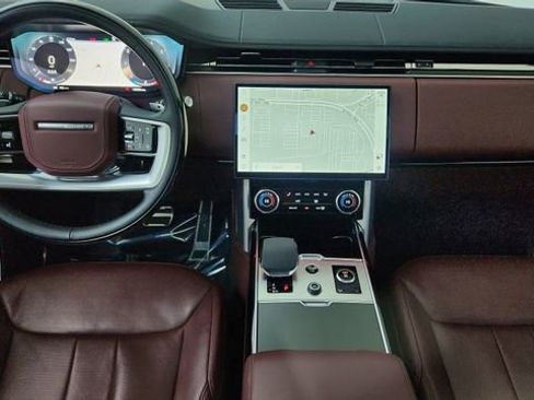 Used 2023 Land Rover Range Rover SE image 34