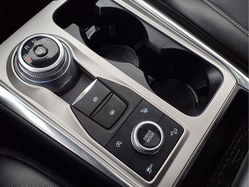 Used 2020 Ford Explorer ST w/ ST Street Pack image 22