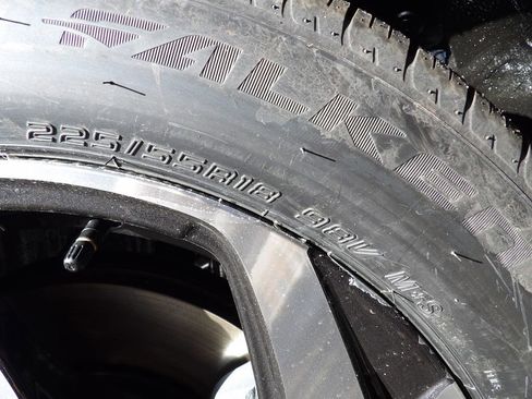 New 2026 Subaru Crosstrek 2.5i Limited w/ Crosstrek Mirror Package image 28