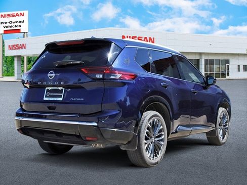 Certified 2024 Nissan Rogue Platinum image 4