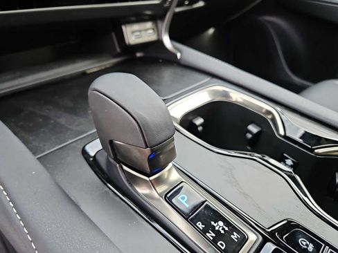 Used 2025 Lexus RX 350 F Sport w/ Convenience Package image 21