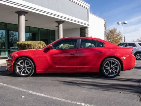 Used 2016 Dodge Charger R/T image 4