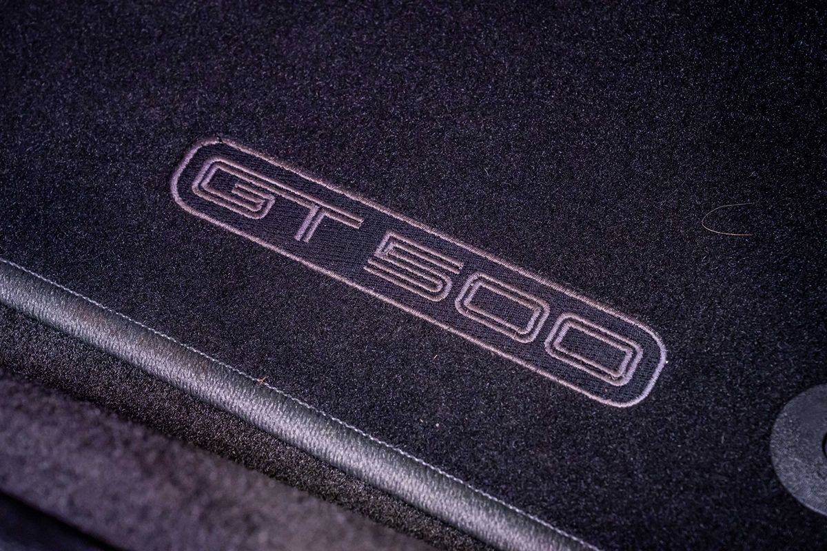Used 2012 Ford Mustang Shelby GT500 RWD image 43