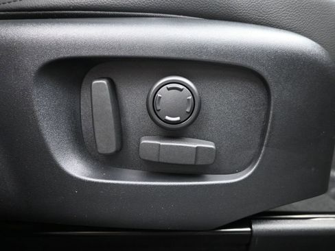 New 2026 Land Rover Range Rover Velar S image 11