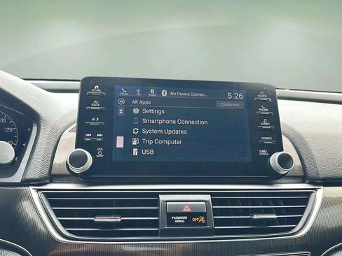 Used 2018 Honda Accord Sport image 36