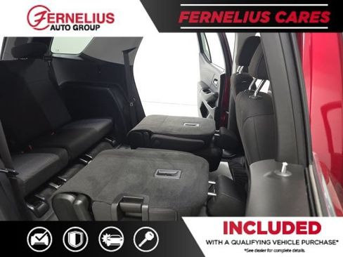 Used 2020 Chevrolet Traverse LT w/ Driver Confidence II Package AWD/4WD image 23
