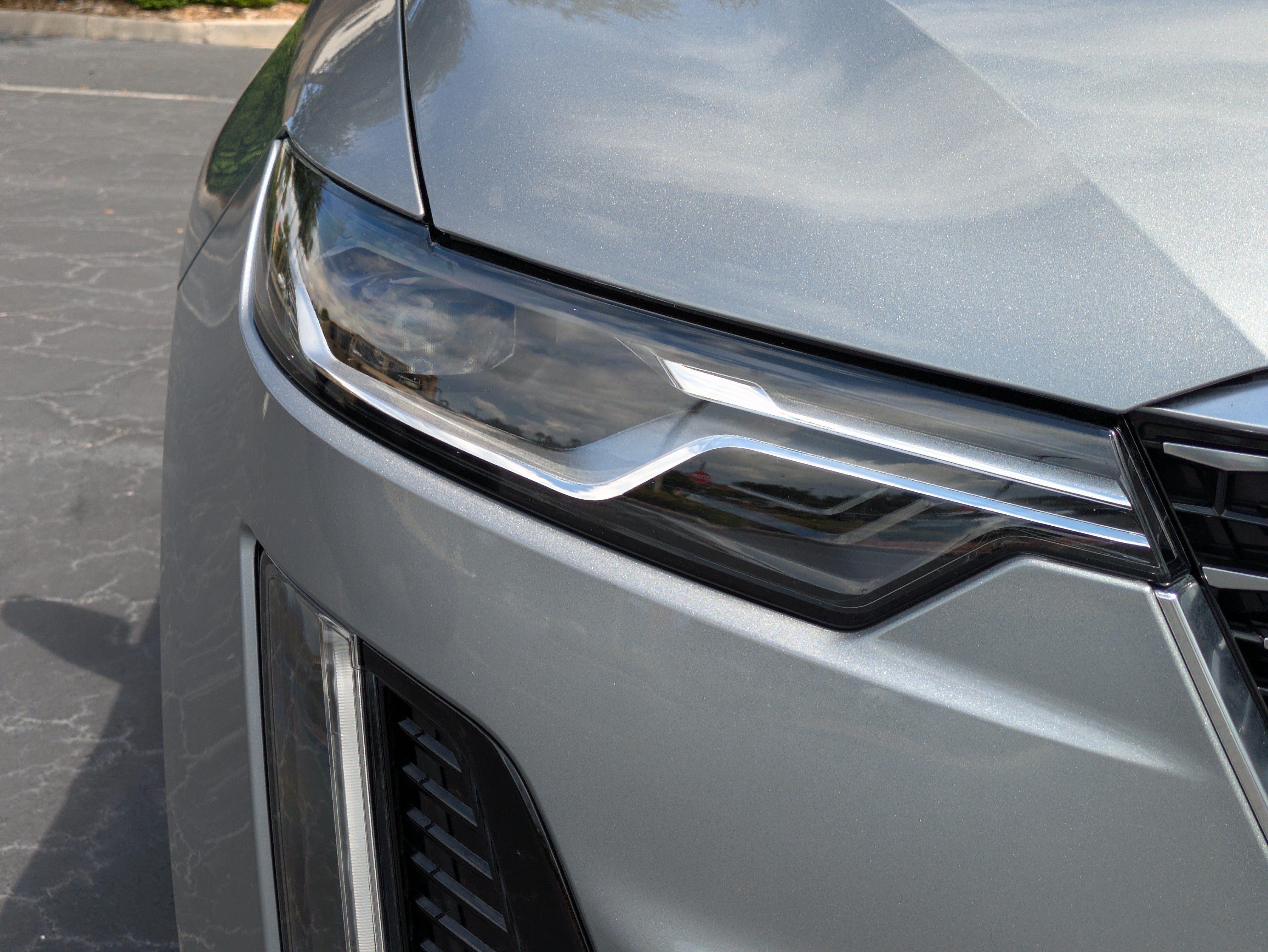 Certified 2024 Cadillac XT6 Premium Luxury FWD image 8