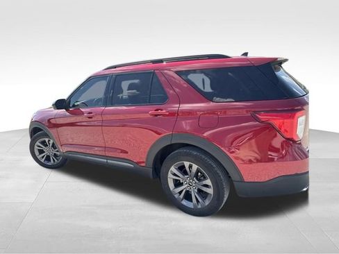 Used 2023 Ford Explorer XLT w/ Equipment Group 202A AWD/4WD image 55