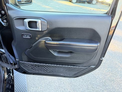 Used 2019 Jeep Wrangler Unlimited Sport S image 48