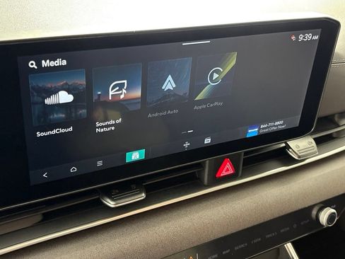 New 2026 Kia Carnival EX FWD image 25