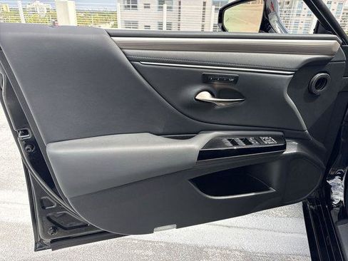 Certified 2023 Lexus ES 350 F Sport w/ Accessory Package (Z2) FWD image 13