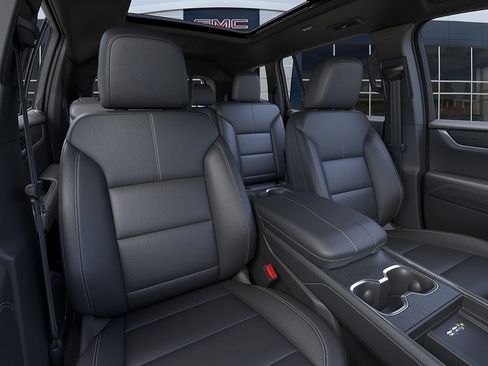 New 2026 GMC Acadia Elevation w/ Black Edition AWD/4WD image 16