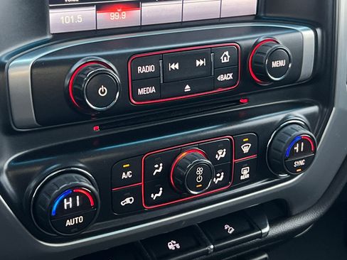 Used 2014 GMC Sierra 1500 SLE image 16