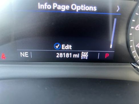 Certified 2024 Cadillac XT5 Premium Luxury w/ LPO, Floor Liner Package image 24