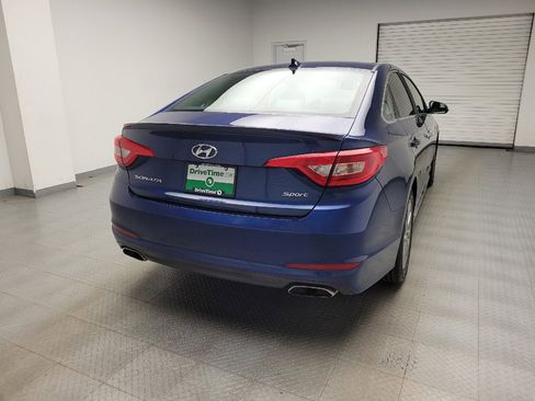 Used 2016 Hyundai Sonata Sport w/ Option Group 1V FWD image 7