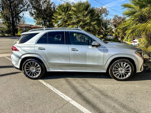 Used 2024 Mercedes-Benz GLE 450 GLE 450 4MATIC Sport Utility 4 image 15