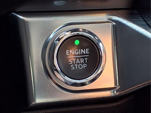 Used 2023 Ford F150 Lariat w/ Equipment Group 502A High AWD/4WD image 22