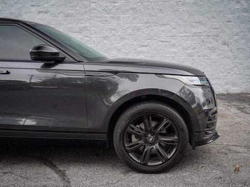 Used 2022 Land Rover Range Rover Velar R-Dynamic S image 17