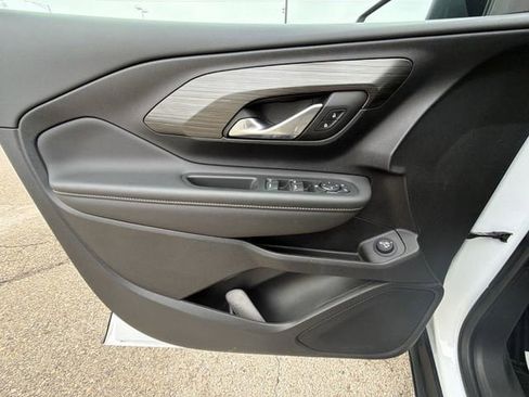 Used 2022 GMC Terrain SLE w/ Driver Convenience Package AWD/4WD image 26