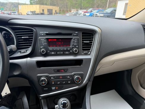 Used 2012 Kia Optima LX image 10