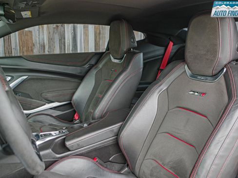 Used 2017 Chevrolet Camaro ZL1 RWD image 12