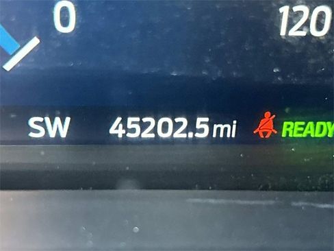 Certified 2022 Ford F150 Platinum w/ Equipment Group 701A High image 39