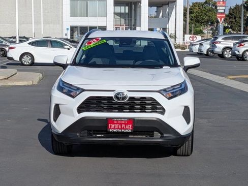 Used 2025 Toyota RAV4 XLE FWD image 2