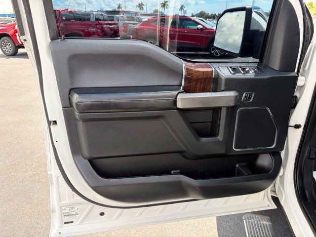 Used 2015 Ford F150 Platinum w/ Technology Package RWD image 12