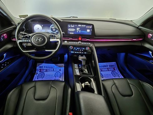 Used 2023 Hyundai Elantra Limited w/ Winter Weather Package FWD image 19