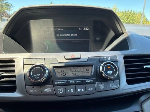 Used 2016 Honda Odyssey EX-L image 15