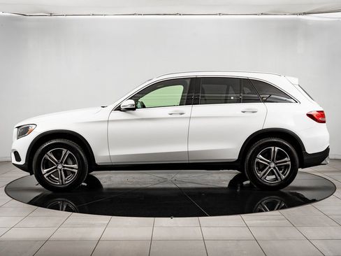 Used 2017 Mercedes-Benz GLC 300 4MATIC image 12