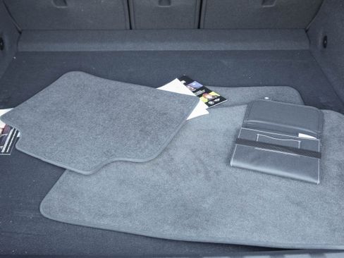 Certified 2025 BMW X2 xDrive28i image 33