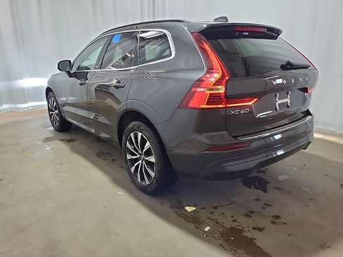Used 2023 Volvo XC60 B5 Core w/ Climate Package AWD/4WD image 2