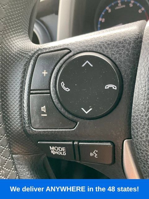 Used 2017 Toyota RAV4 LE FWD image 25