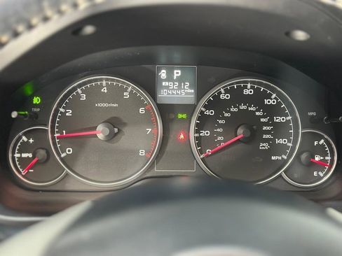 Used 2014 Subaru Legacy 2.5i Premium AWD/4WD image 14
