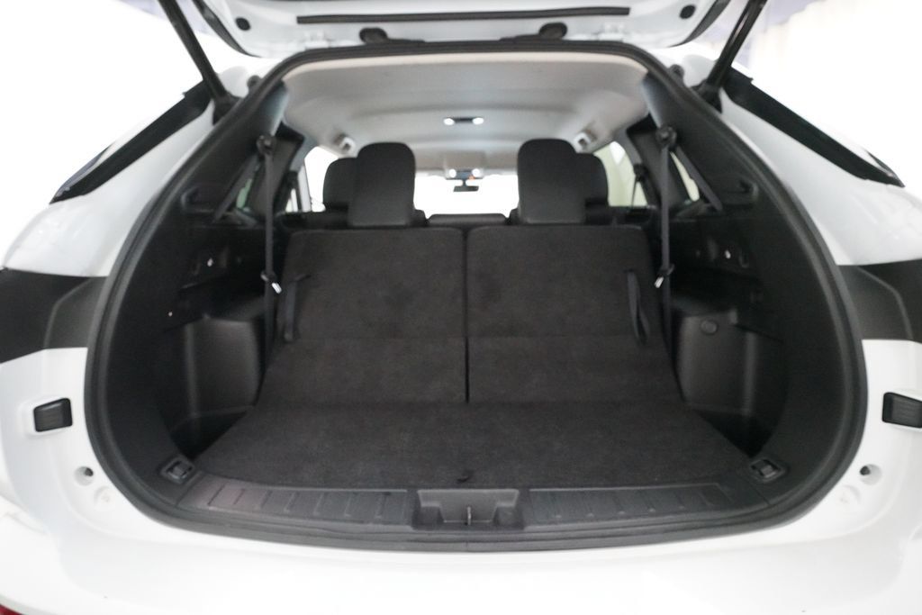 Used 2025 Mitsubishi Outlander AWD image 10
