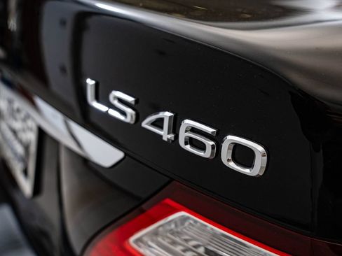 Used 2011 Lexus LS 460 AWD w/ Luxury Value Edition image 16