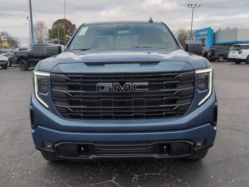 New 2026 GMC Sierra 1500 Elevation image 2