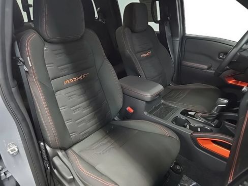 Used 2023 Nissan Frontier PRO-4X w/ Pro Convenience Package AWD/4WD image 15